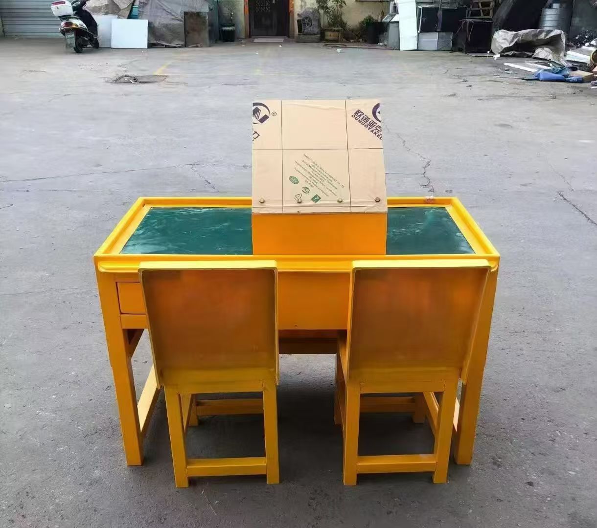 海北防静电导通桌井下煤矿火工品发放桌：危险品流转的安全守护者